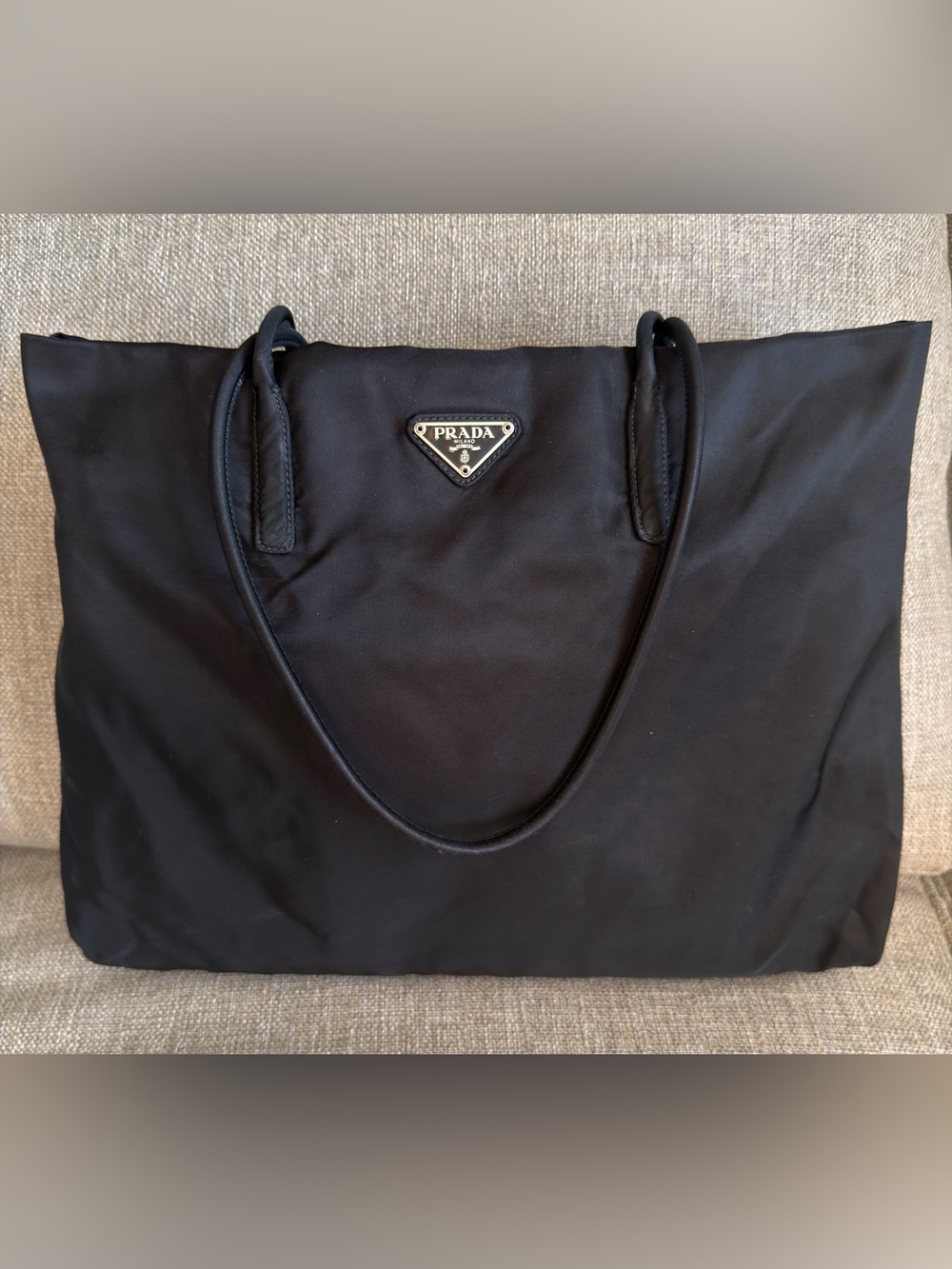 PRADA Vintage Tessuto Nylon Large Tote Bag Black Triangle Logo 2000-2004